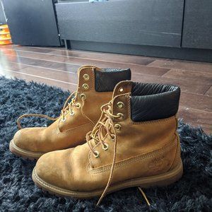 Timberland Boots (Womans)
